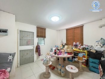 *****บ้านเดี่ยวมือสองย่านนครปฐม ม.อาภากร3 ศาลายา-บางภาษี เนื้อที่กว้างขวางมากถึงเกือบ 84 ตร.ว. ฟังก์ชันจัดเต็มถึง 5 ห้องนอน 4 ห้องน้ำ 2 ที่จอดรถ บ้านหลังใหญ่ ทำเลแห่งการเดินทาง เชื่อมต่อถ.พุทธมณฑล สาย4, ถ.บรมราชชนนี, ถ.กาญจนาภิเษก ใกล้ม.มหิดล, ทางด่วน "ศรีรัช" ราคาคุ้ม!